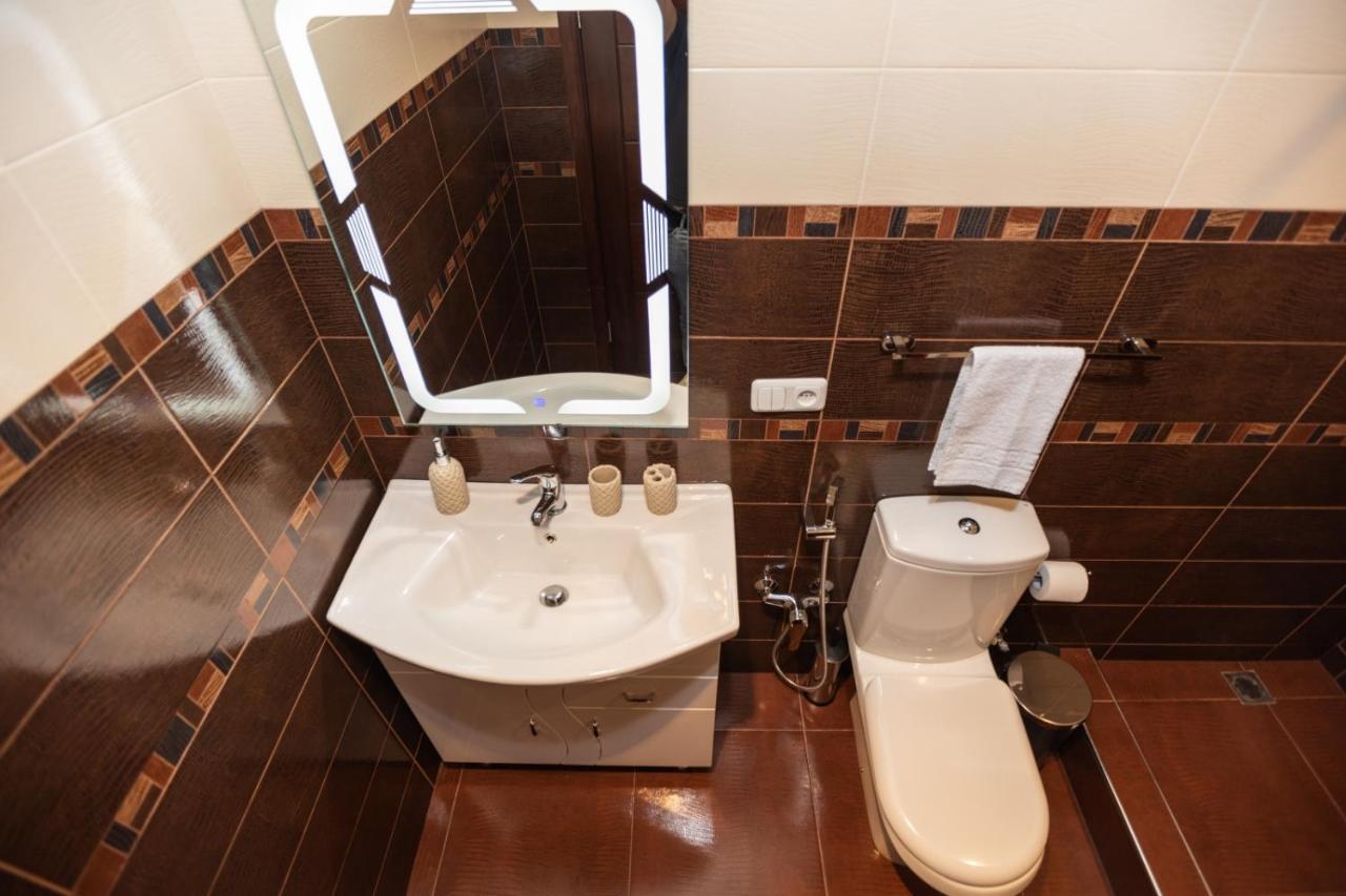 Stay Inn Apartments On Amiryan 4-6 เยเรวาน ภายนอก รูปภาพ